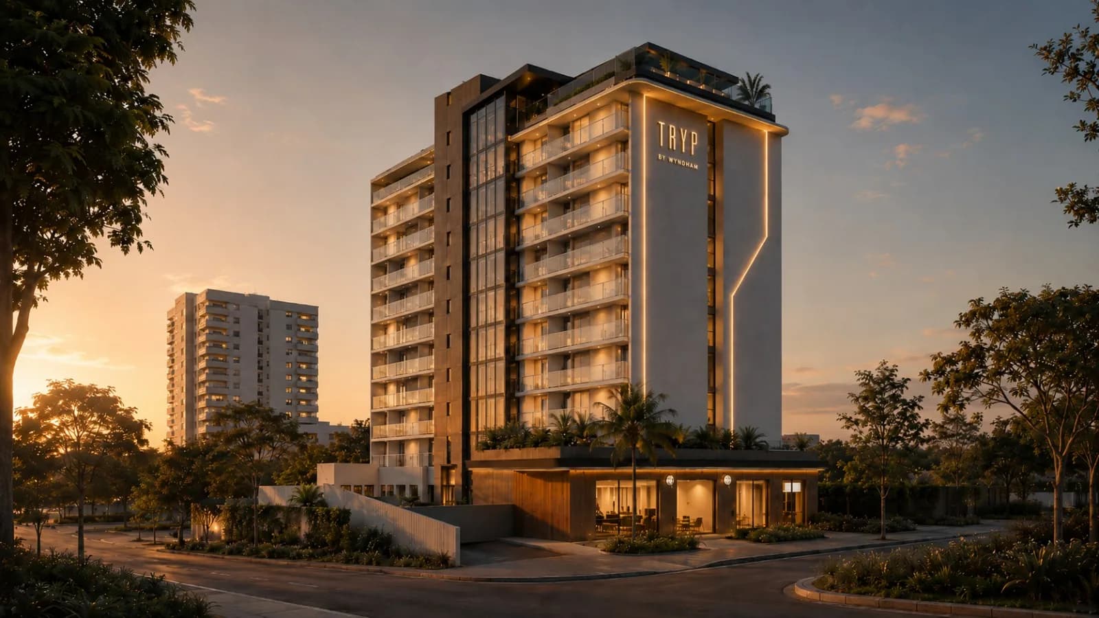 Fachada de hotel urbano contemporâneo com prédio residencial ao fundo — condo-hotel e imóvel tradicional
